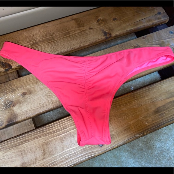 *FREE SHIPPING* Victoria’s Secret Swim bottoms - Picture 6 of 6